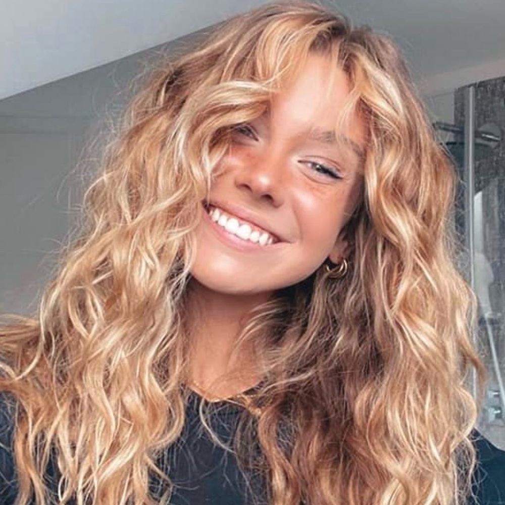 Meet your Posher, Isabella